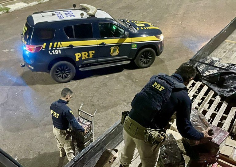 Dentro De Caixas De Ovos PRF Apreende Mais De 300 Kg De Maconha